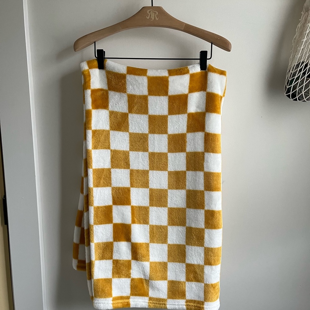 Checked Throw Blanket in Mustard Yellow and White